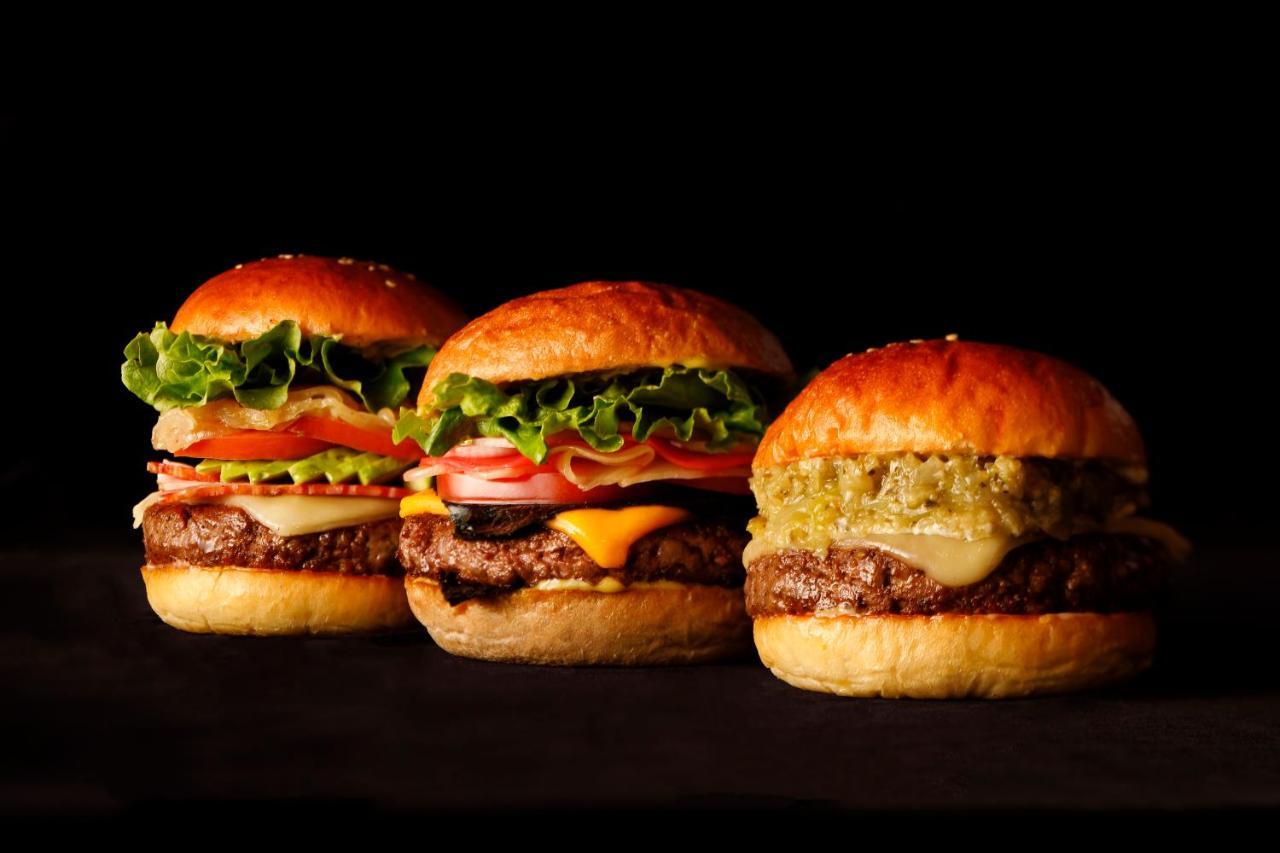 Hotel New Otani Tokyo The Main Exterior photo A selection of burgers from the Burger Kitchen